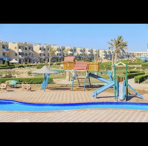 Cozy Sunny Ground With Terrace-ras Sudr *