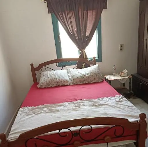 Cozy Sunny Ground With Terrace-ras Sudr Dağ evi